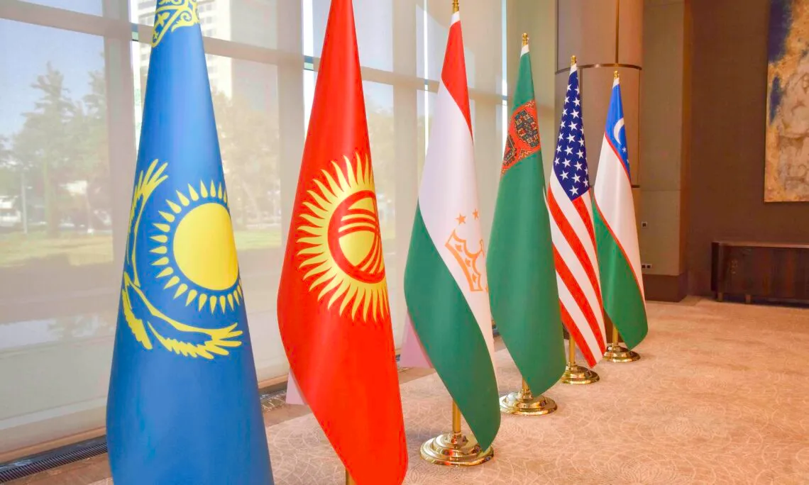 Kyrgyz President calls for U.S. business presence and regional cooperation at Central Asia-U.S. summit 